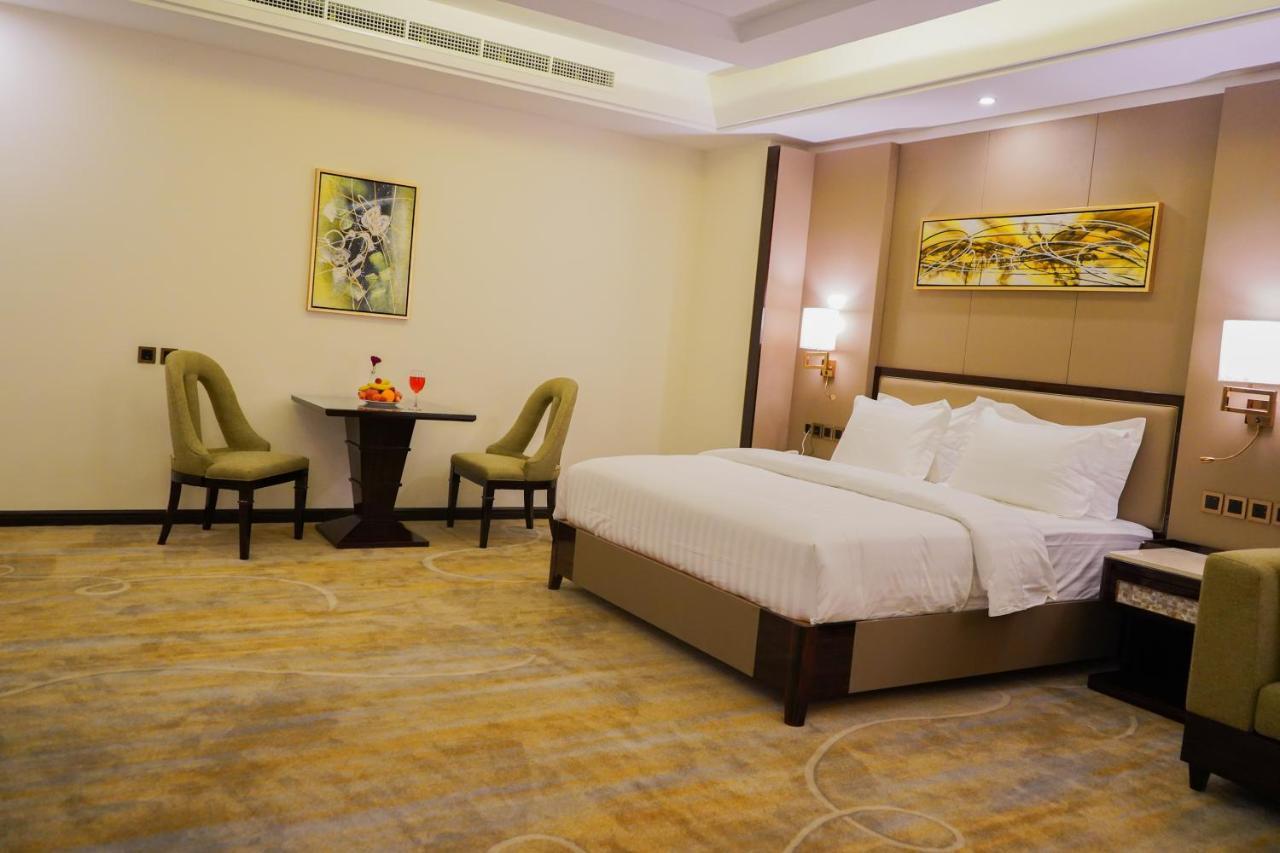Hotel Al Ertiqaa 3*
