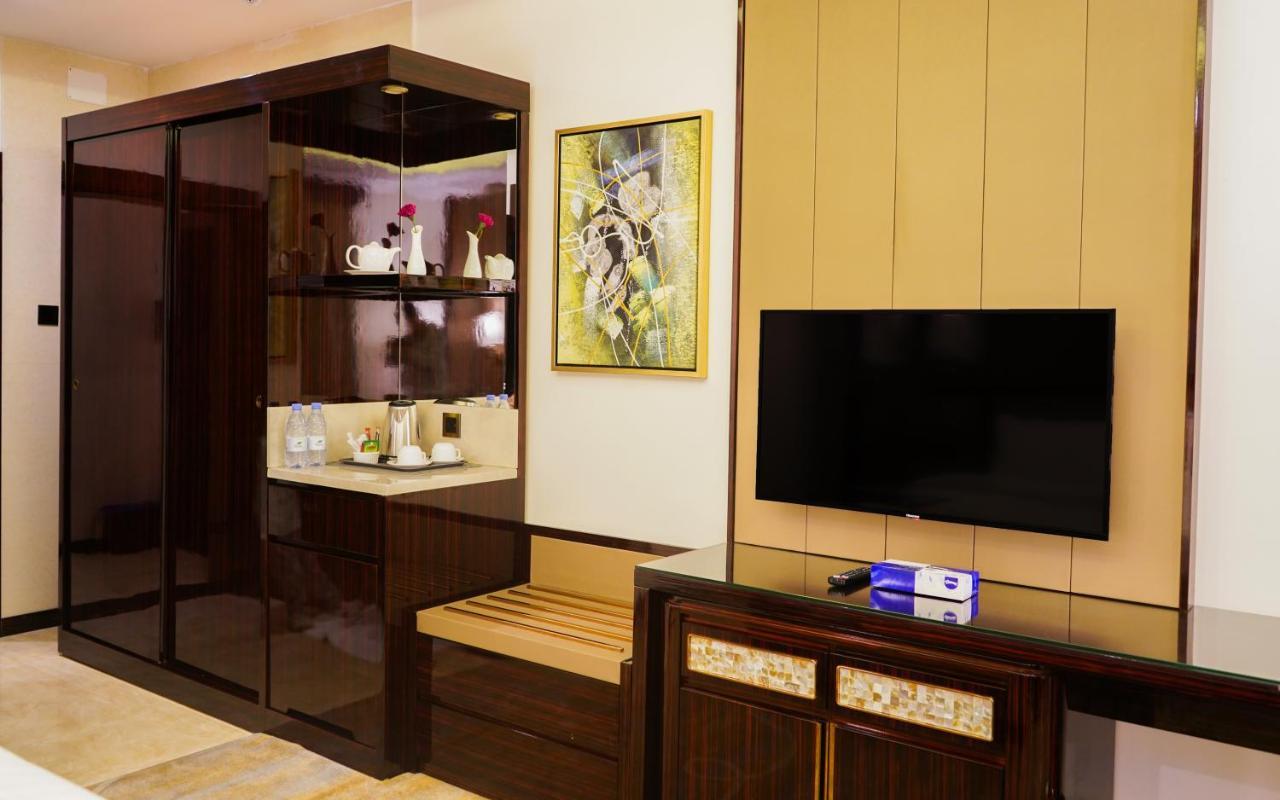 Al Ertiqaa Hotel 3*